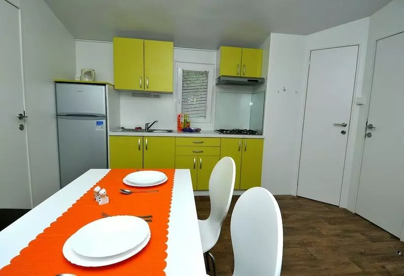 ２ベッドルームハウス, Mobile Homes Camp Perna   Adriatic Kampovi