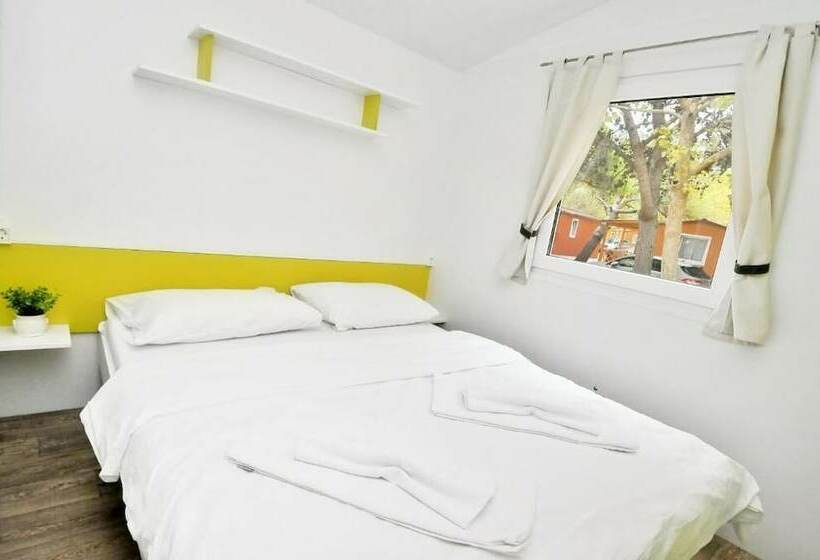 Дом 2 Спальни, Mobile Homes Camp Perna Adriatic Kampovi