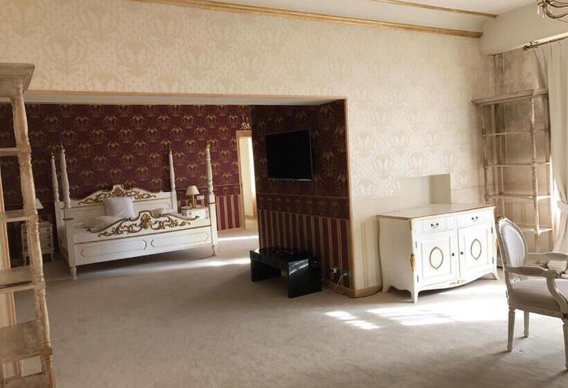 Номер Deluxe, Château De Béguin