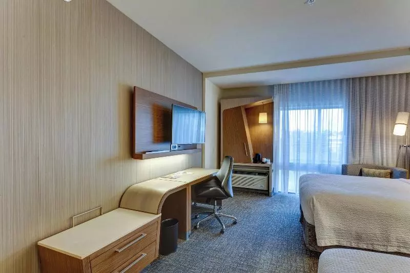 スタンダードルーム, Courtyard By Marriott Hammond