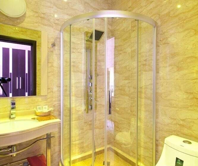 اتاق استاندارد, Golden House