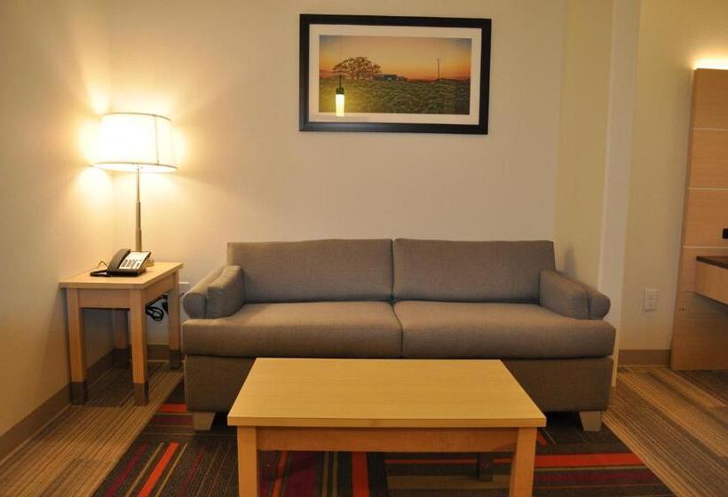 キングサイズベッドのスイートルーム, Holiday Inn Express & Suites Price, An Ihg