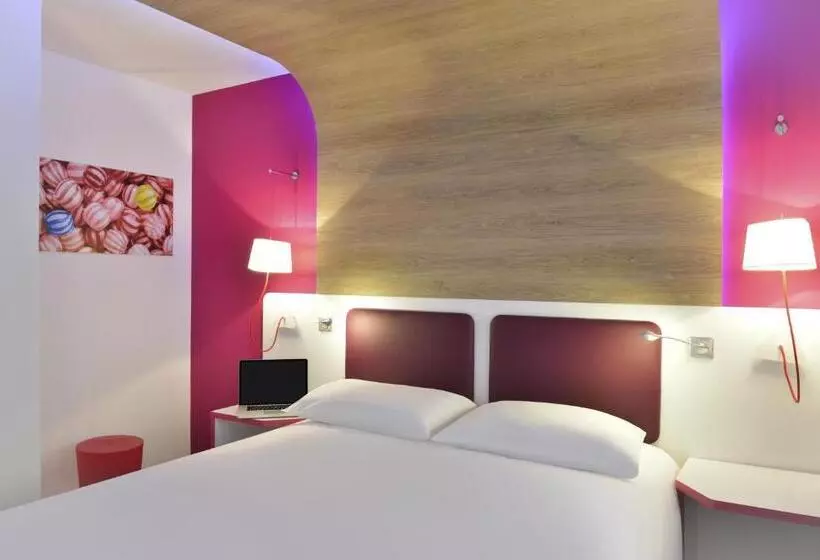 ダブルベッドスタンダードルーム, Ibis Styles Montelimar Centre