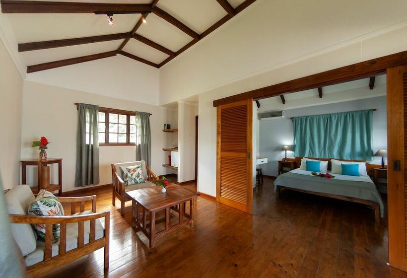 بانگلوی استاندارد, Le Vasseur La Buse Eco Resort