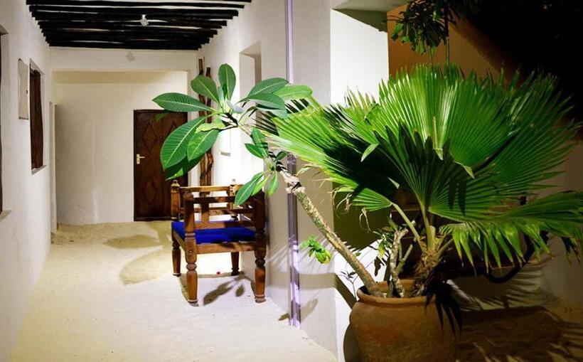 이코노미 룸, Indigo Beach Zanzibar