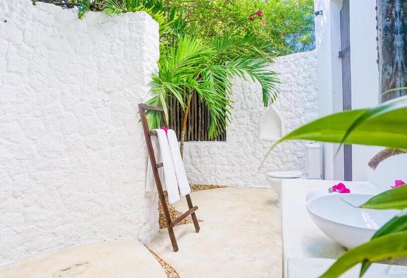 스탠다드 방갈로, Indigo Beach Zanzibar