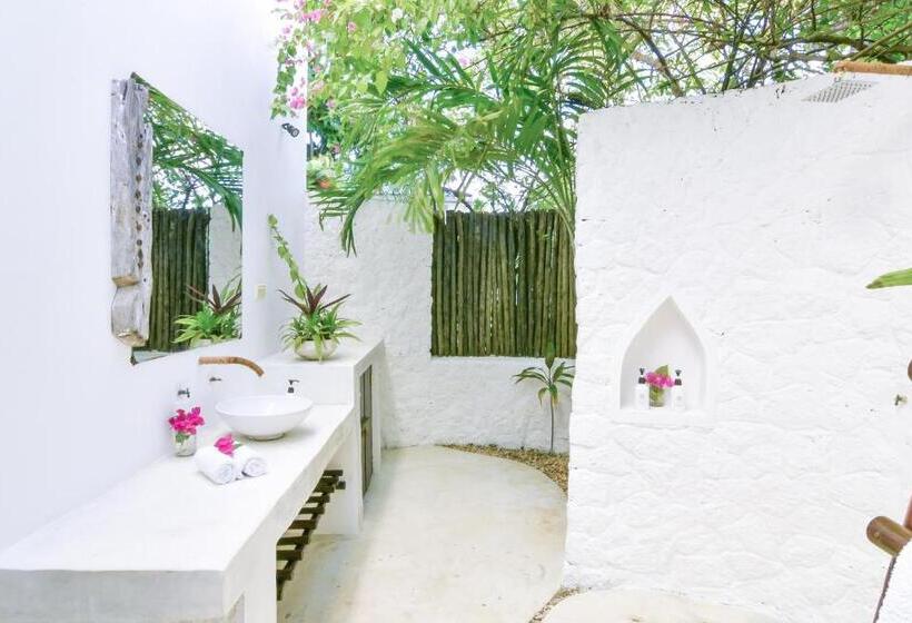 스탠다드 방갈로, Indigo Beach Zanzibar