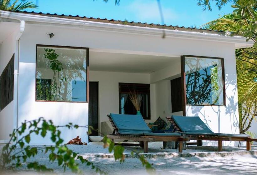 بانگلوی استاندارد, Indigo Beach Zanzibar