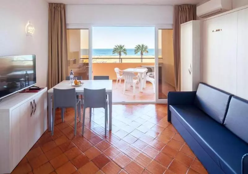 اتاق اکونومی, Indigo Beach Zanzibar