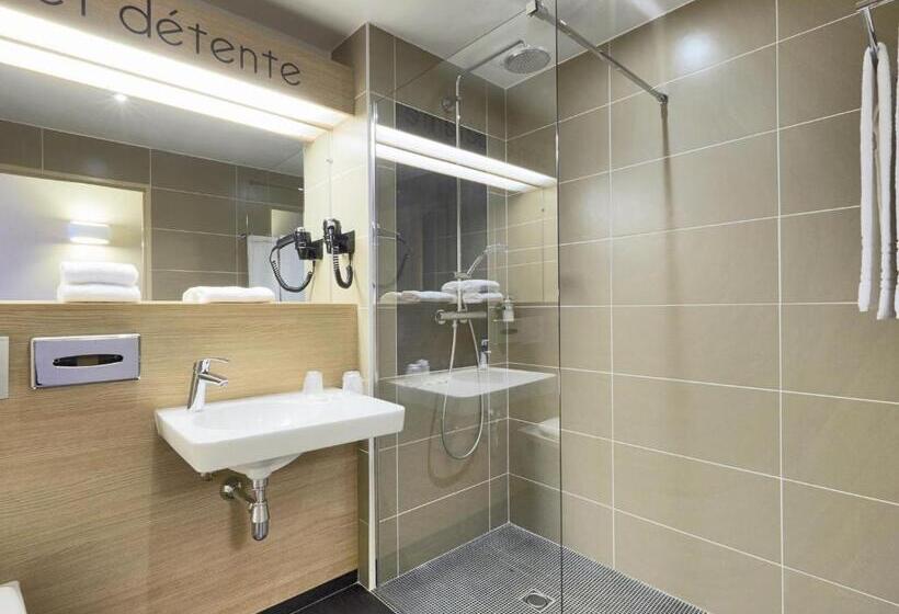 غرفة قياسية رباعية, Kyriad Angers Ouest Beaucouzé