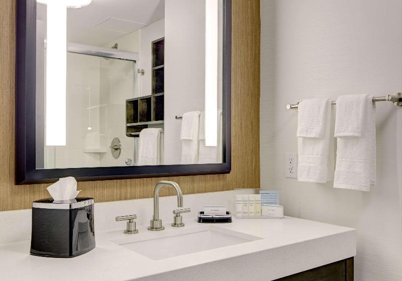 Четырехместный Номер Стандарт, Ibis Styles Saint Quentin