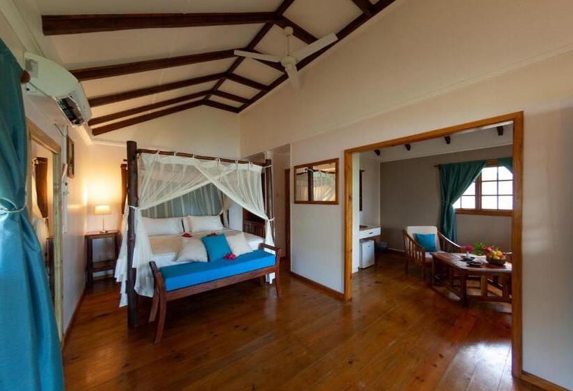 سوییت جونیور با چشمانداز دریا, Le Vasseur La Buse Eco Resort