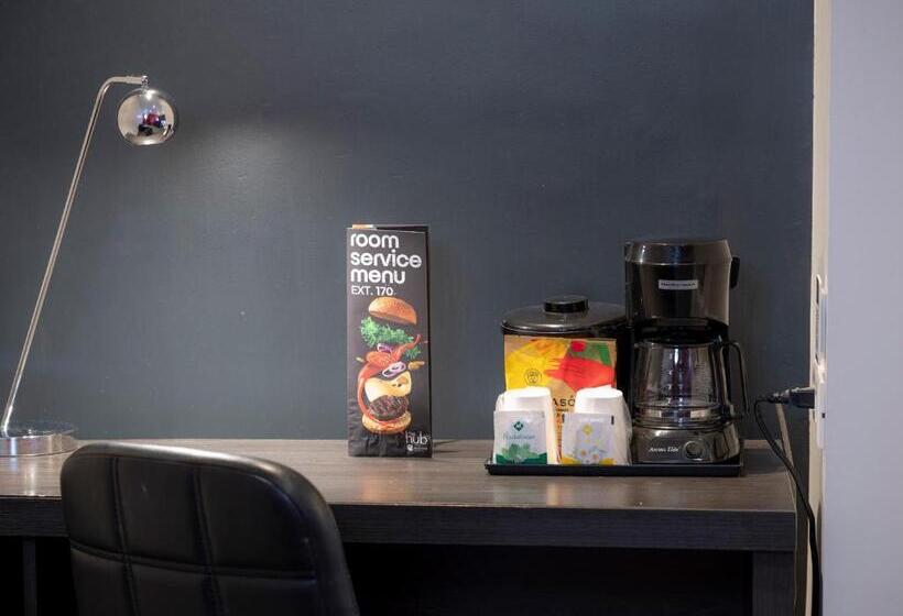 Полулюкс, Ramada Encore By Wyndham Queretaro