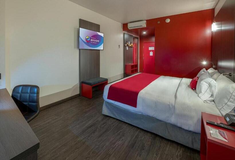 Quarto Estandar Cama King, Ramada Encore By Wyndham Queretaro
