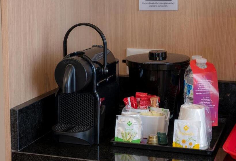 Люкс Кровать Кинг, Ramada Encore By Wyndham Queretaro