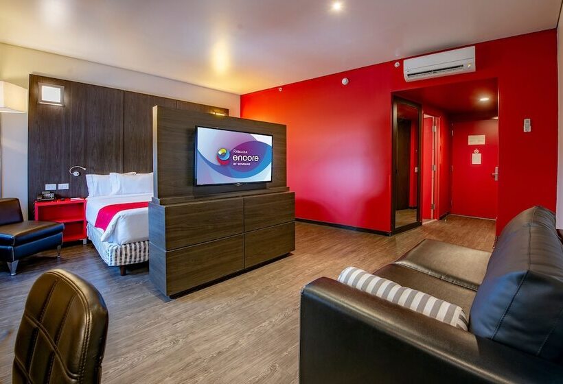 Полулюкс, Ramada Encore By Wyndham Queretaro