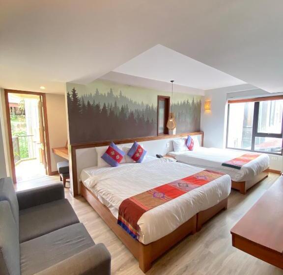 Family Room Garden View