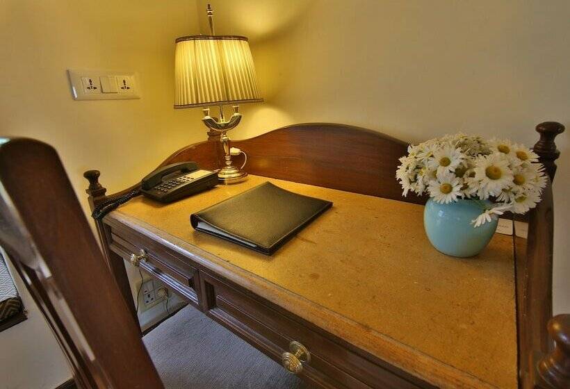 خانه 2 خوابه, The Himalayan