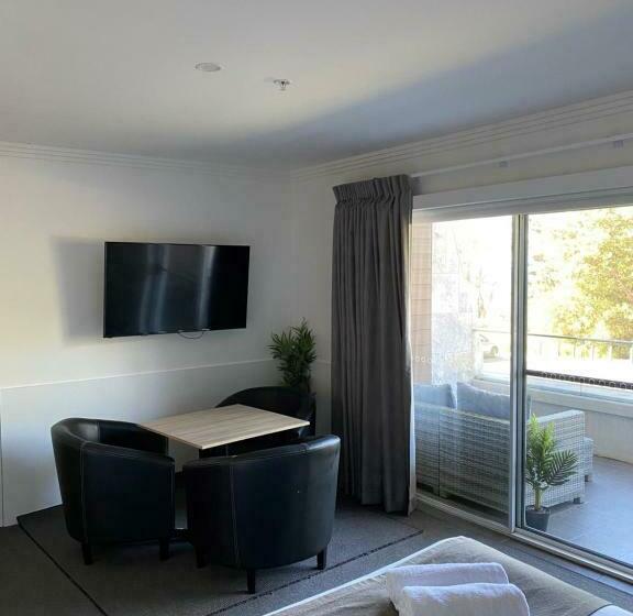 חדר משפחתי, Huskisson Beach Motel