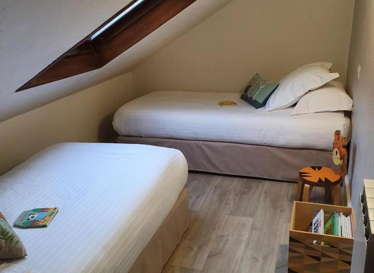 غرفة عائلية, Logis Hotel La Closerie