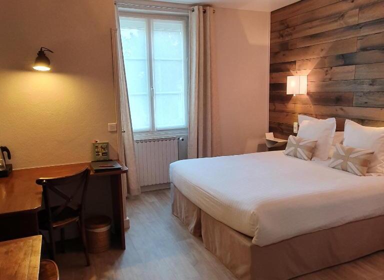 غرفة عائلية, Logis Hotel La Closerie