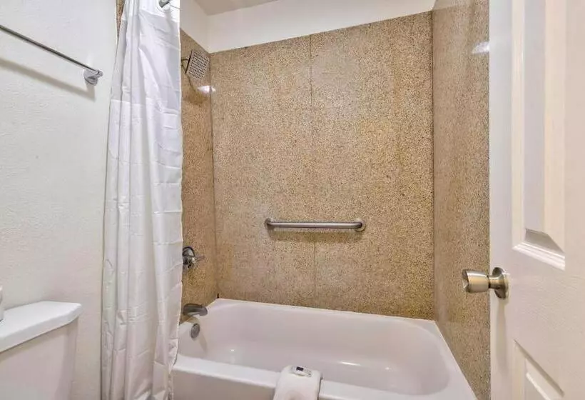 身障者適用スタンダードルーム, Motel 6bryan, Tx  College Station
