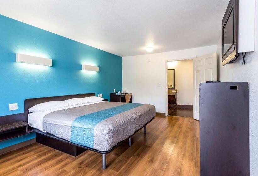 带大床的标准间, Motel 6bryan, Tx  College Station