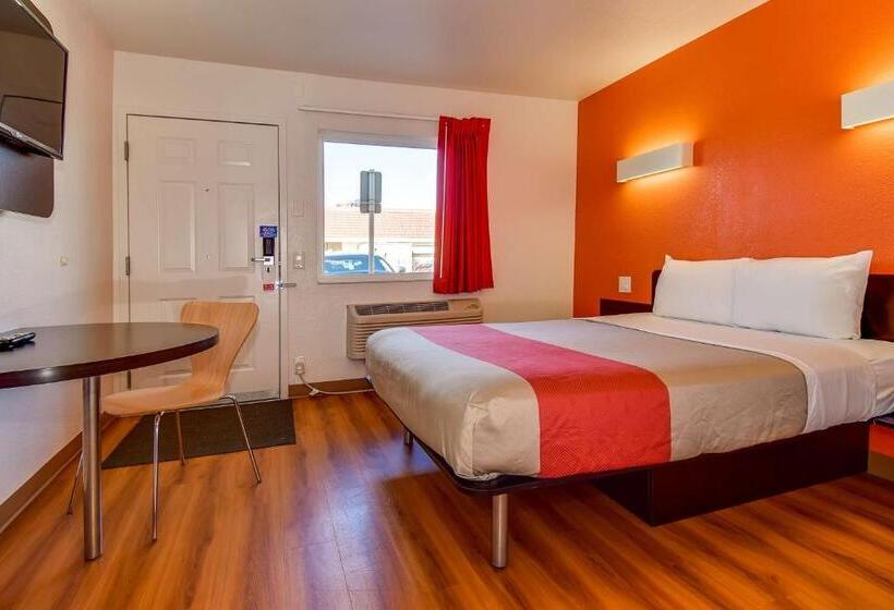 标准间, Motel 6 Riverside, Ca  South