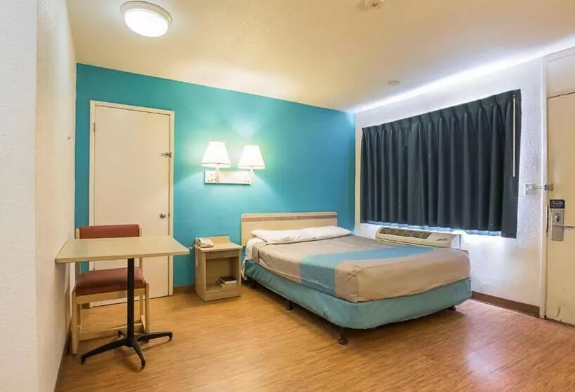 スタンダードルーム, Motel 6 Rochester, Mn
