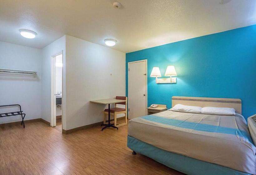 Номер Стандарт, Motel 6 Rochester, Mn