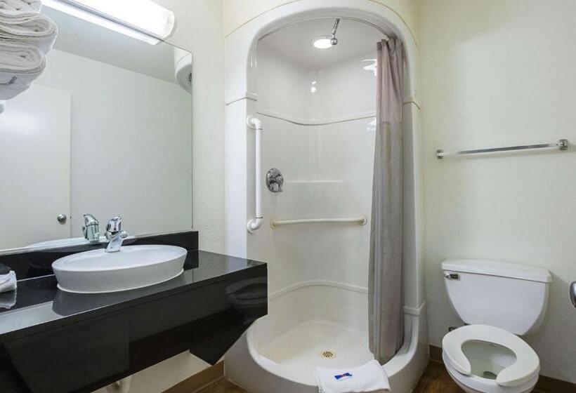 غرفة قياسية لذوى الاحتياجات الخاصة, Motel 6 Rochester, Mn