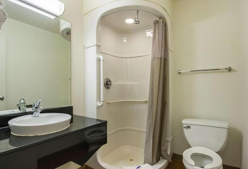 غرفة قياسية لذوى الاحتياجات الخاصة, Motel 6 Rochester, Mn