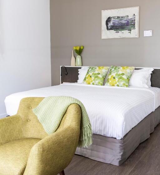 سوئیت اجرایی با تخت کینگ, The Kingsford Brisbane Airport, Ascend Hotel Collection