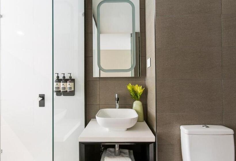 스위트 퀸침대, The Kingsford Brisbane Airport, Ascend Hotel Collection