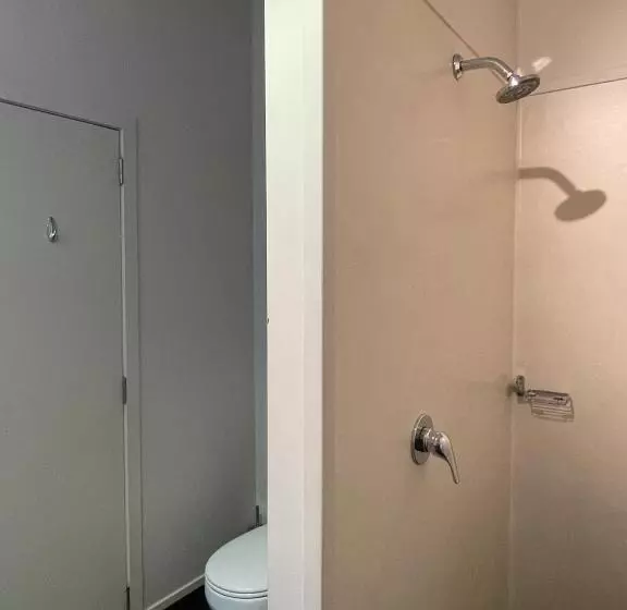 デラックススタジオ, Waitomo Lodge