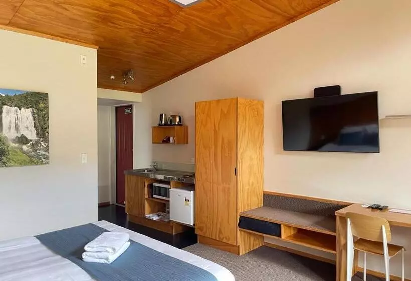 デラックススタジオ, Waitomo Lodge