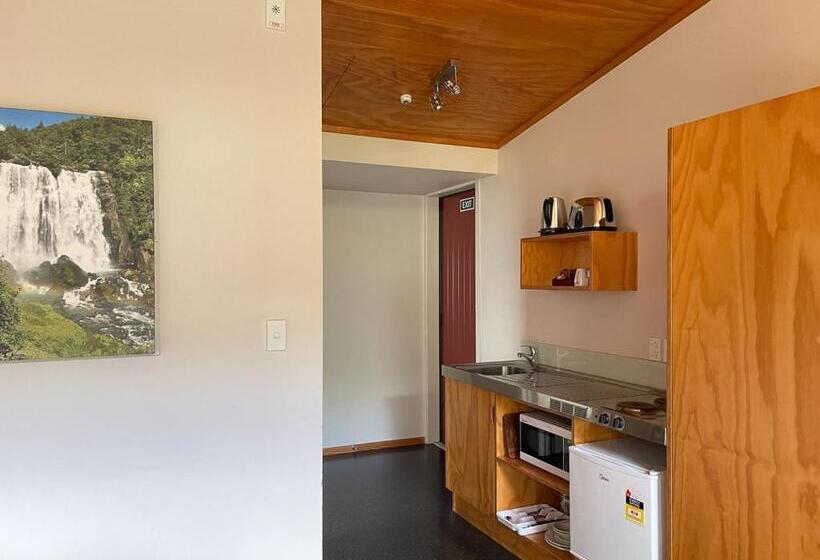 Студия Deluxe, Waitomo Lodge