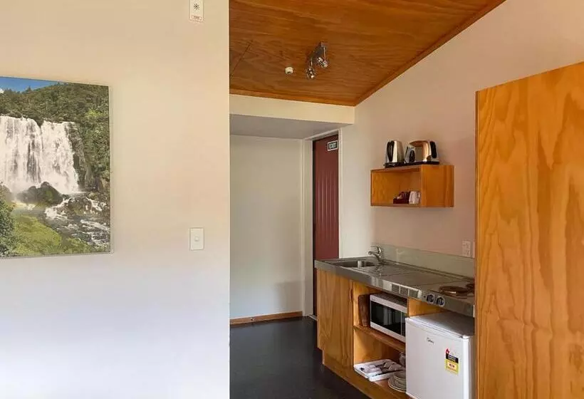 デラックススタジオ, Waitomo Lodge