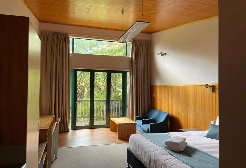 デラックススタジオ, Waitomo Lodge