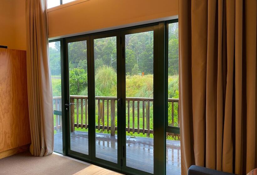 Студия Deluxe, Waitomo Lodge