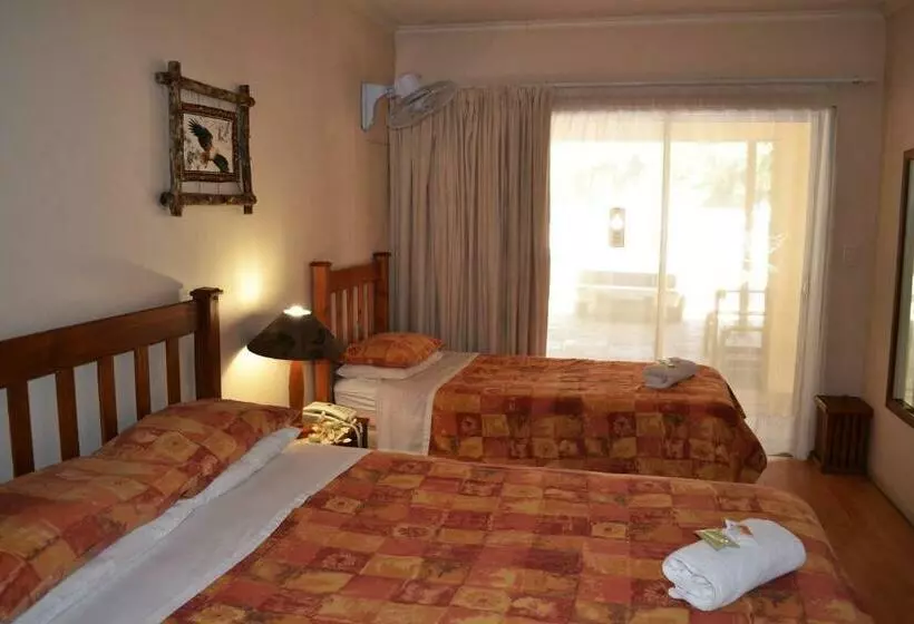 اتاق استاندارد یک نفره, Doves Nest Guest House