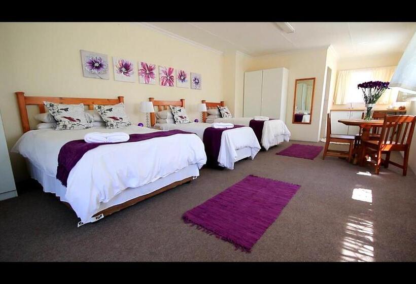 Семейный Номер, Doves Nest Guest House