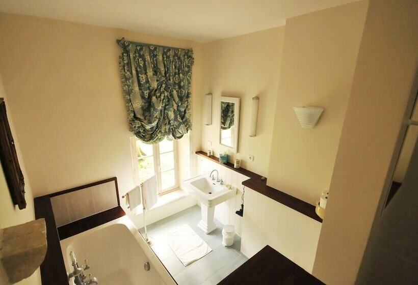 디럭스 룸, Château D’orion