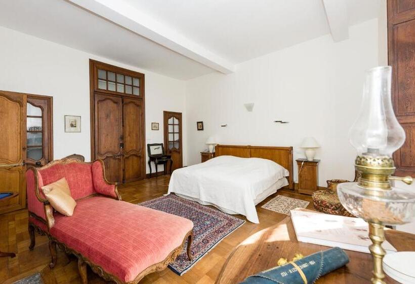 디럭스 룸, Château D’orion