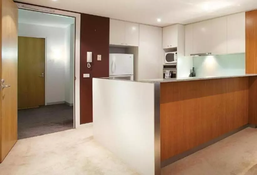 テラス付き１ベッドルームアパートメント, Brighton Bay Apartments