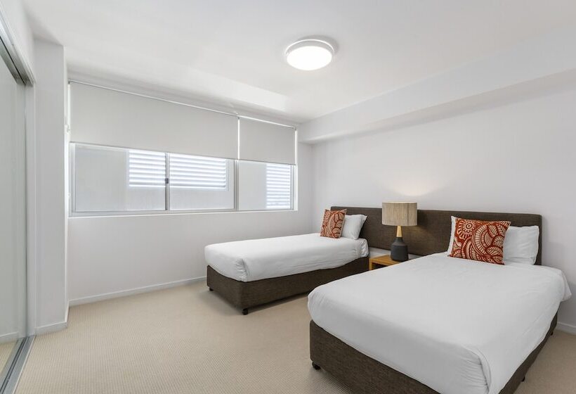 带3个卧室带海景的公寓, Echelon Apartments Yeppoon