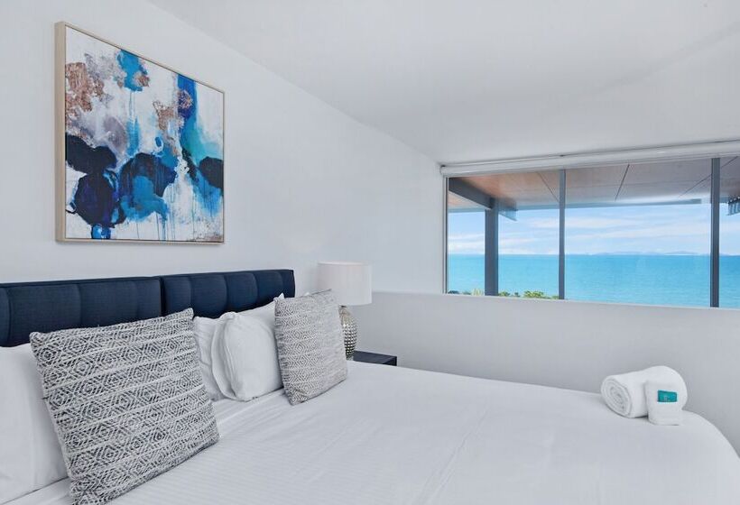 Superior 3-bedroom flat with sea view, Echelon Apartments Yeppoon