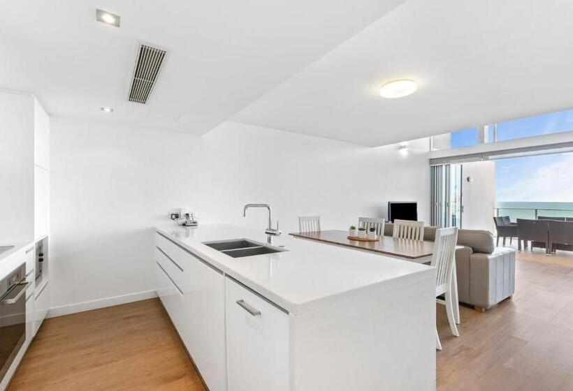 带3个卧室带海景的公寓, Echelon Apartments Yeppoon