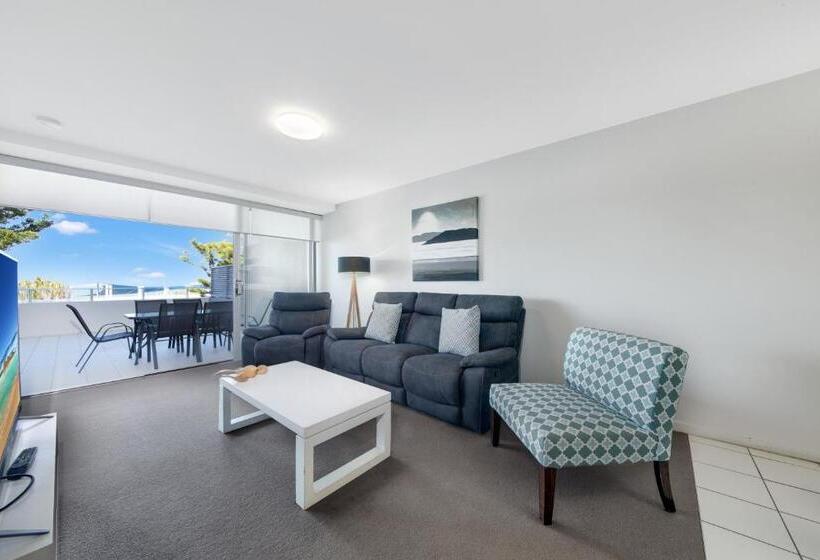 2 Bedroom Apartment with Views, Echelon Apartments Yeppoon