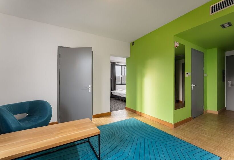 Семейный Номер, Artis Loft